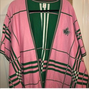 *ISO* AKA Ivy Storehouse Box shawl poncho sweater